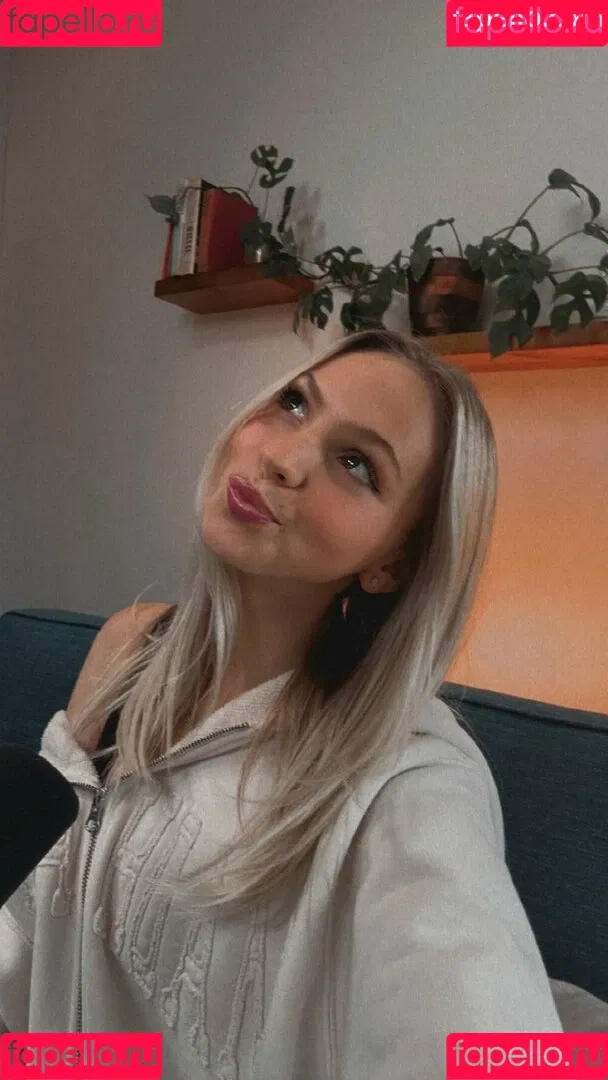 Jordyn Jones Onlyfans Photo Gallery 