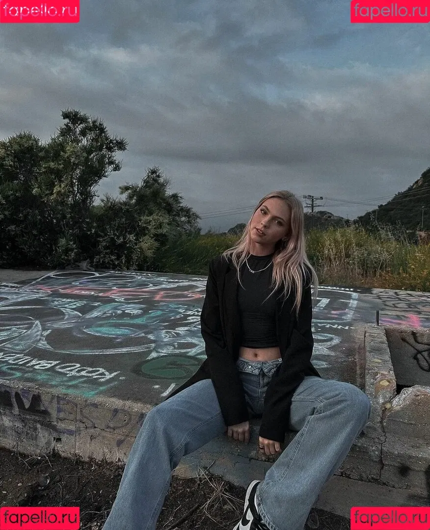 Jordyn Jones Onlyfans Photo Gallery 