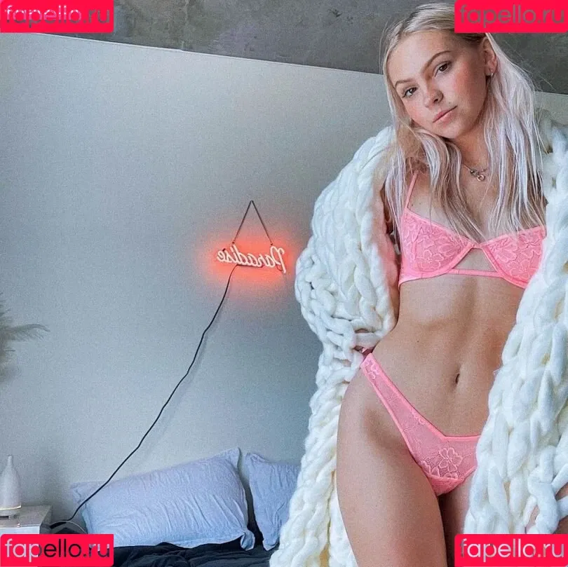 Jordyn Jones Onlyfans Photo Gallery 