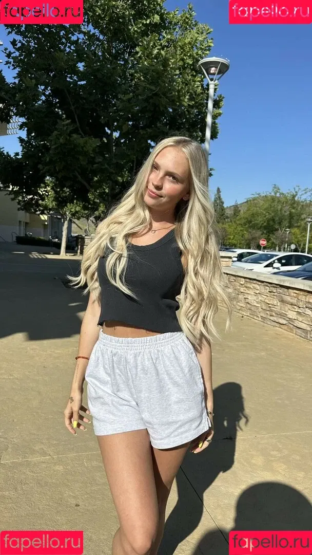 Jordyn Jones Onlyfans Photo Gallery 