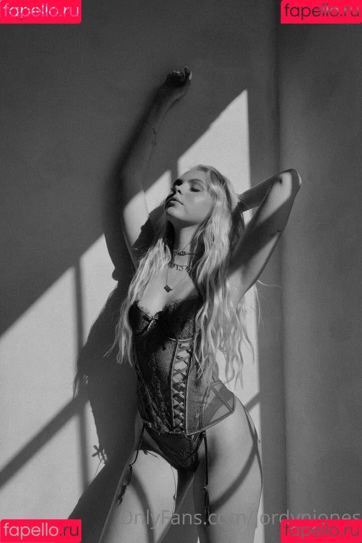 Jordyn Jones Onlyfans Photo Gallery 