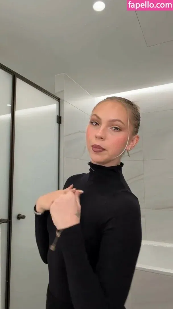 Jordyn Jones Onlyfans Photo Gallery 