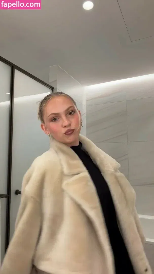 Jordyn Jones Onlyfans Photo Gallery 