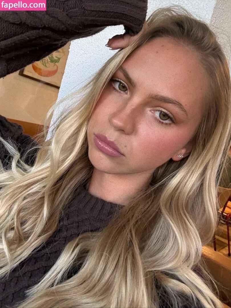 Jordyn Jones Onlyfans Photo Gallery 