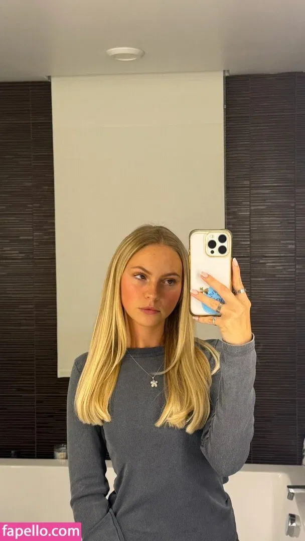 Jordyn Jones Onlyfans Photo Gallery 