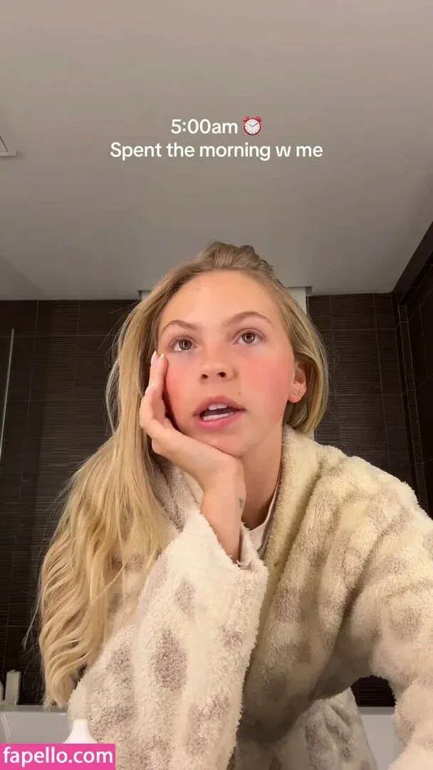 Jordyn Jones Onlyfans Photo Gallery 
