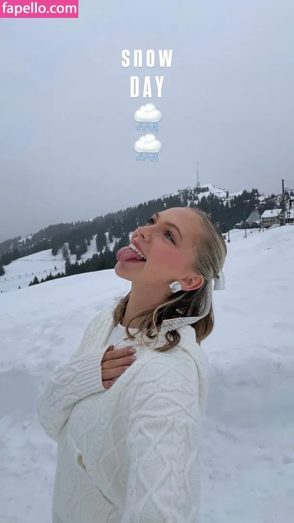 Jordyn Jones Onlyfans Photo Gallery 