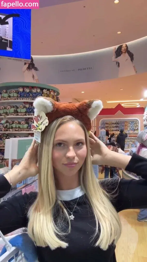 Jordyn Jones Onlyfans Photo Gallery 