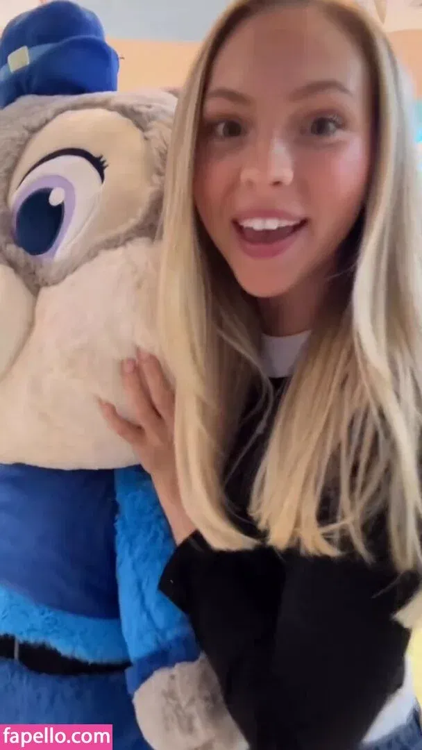 Jordyn Jones Onlyfans Photo Gallery 