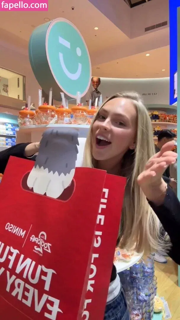 Jordyn Jones Onlyfans Photo Gallery 