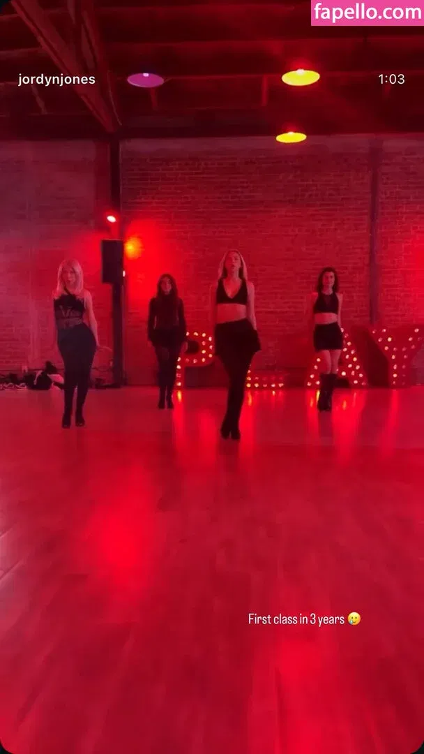 Jordyn Jones Onlyfans Photo Gallery 