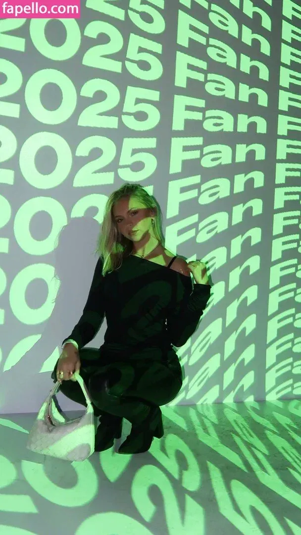 Jordyn Jones Onlyfans Photo Gallery 