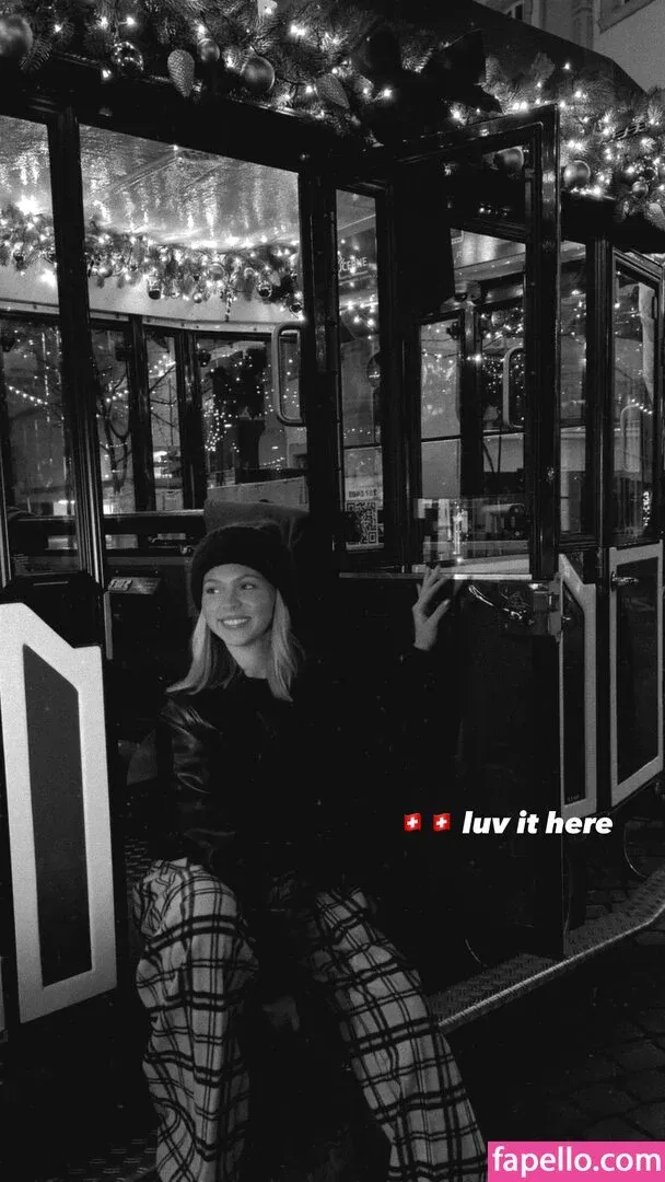 Jordyn Jones Onlyfans Photo Gallery 