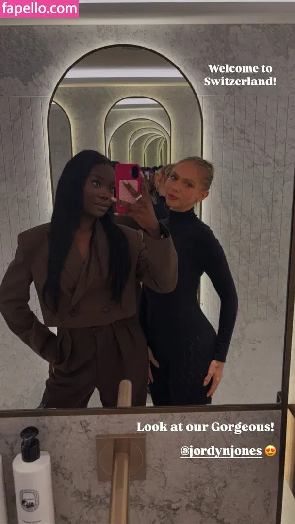 Jordyn Jones Onlyfans Photo Gallery 