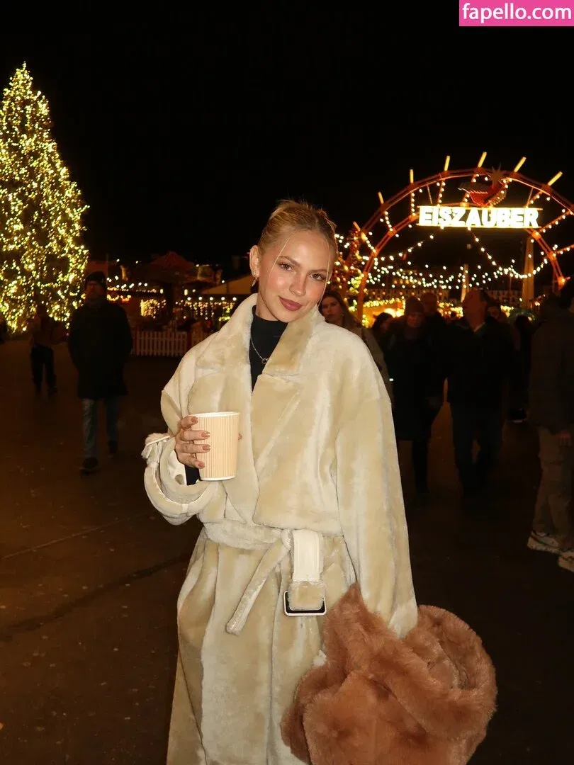 Jordyn Jones Onlyfans Photo Gallery 