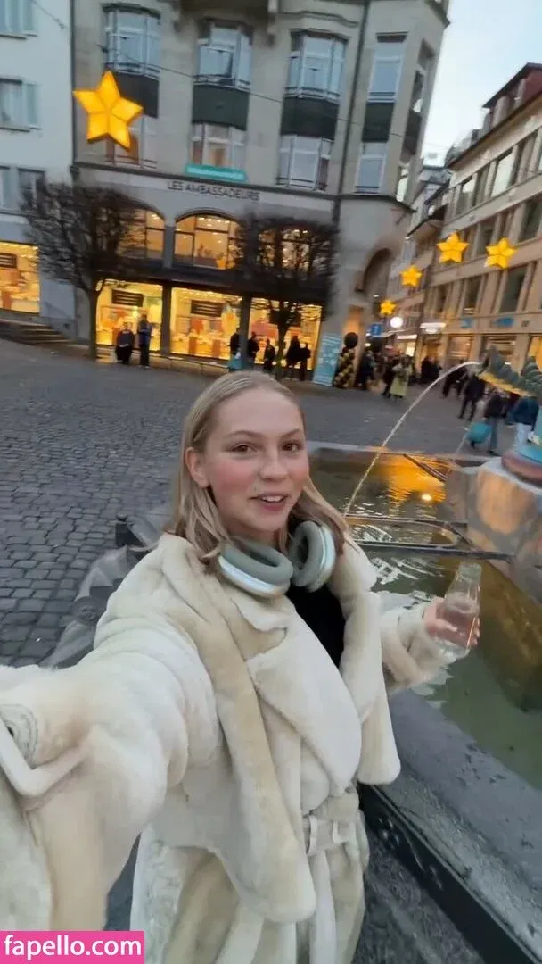 Jordyn Jones Onlyfans Photo Gallery 