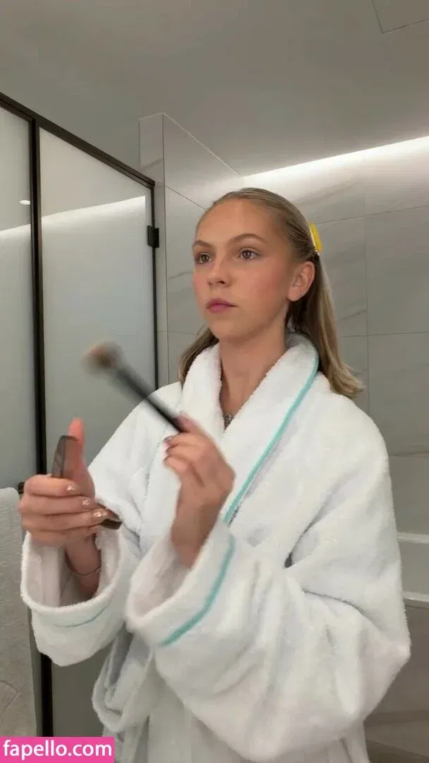 Jordyn Jones Onlyfans Photo Gallery 