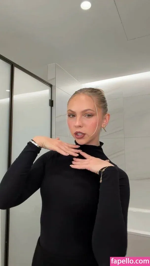Jordyn Jones Onlyfans Photo Gallery 