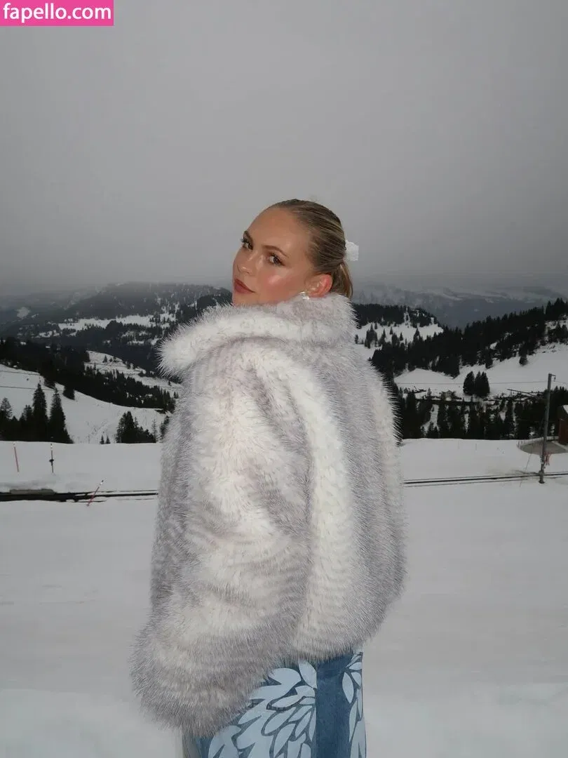 Jordyn Jones Onlyfans Photo Gallery 