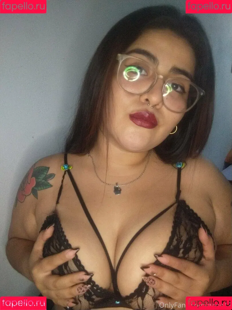 mistressdakotaf Onlyfans Photo Gallery 