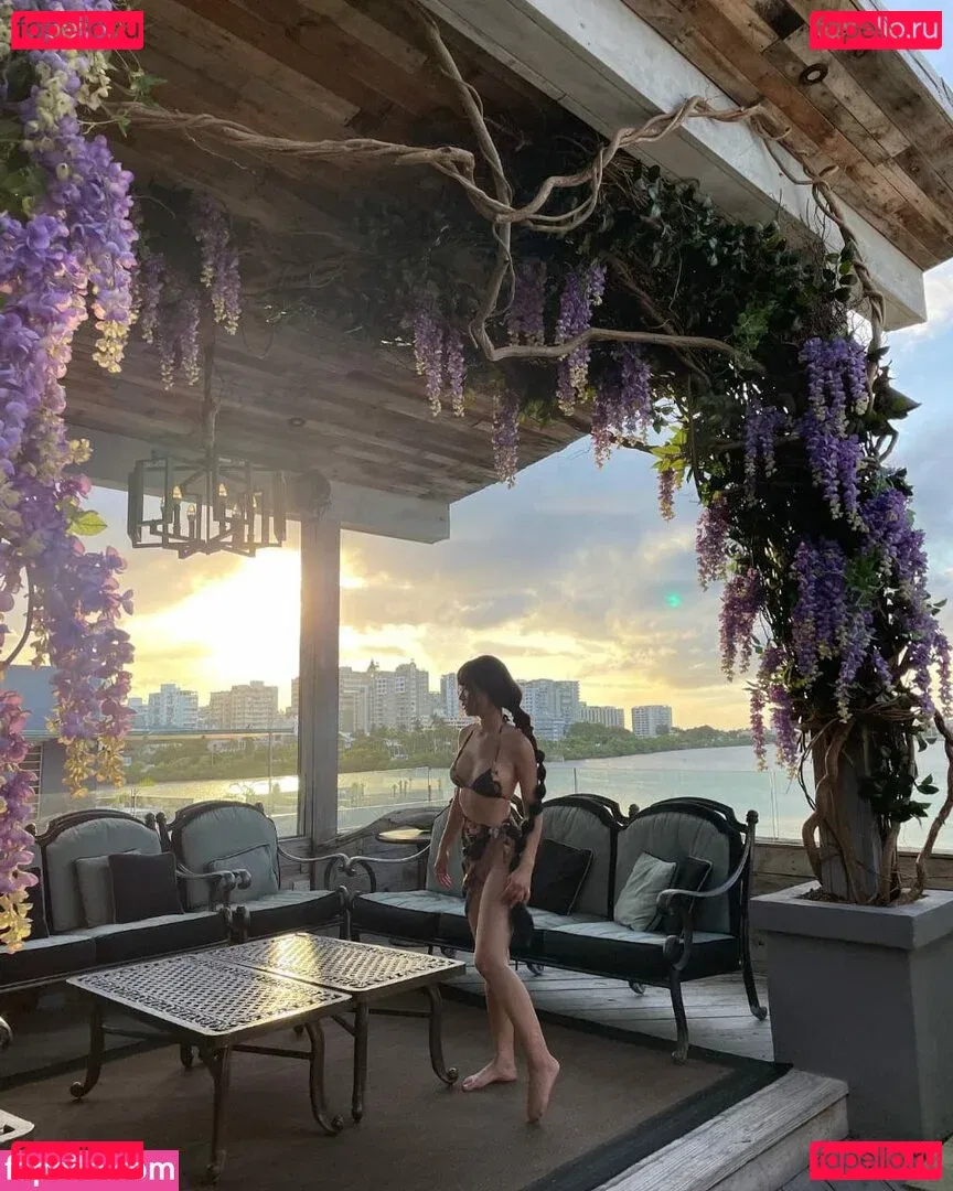 Iris Biidan Onlyfans Photo Gallery 