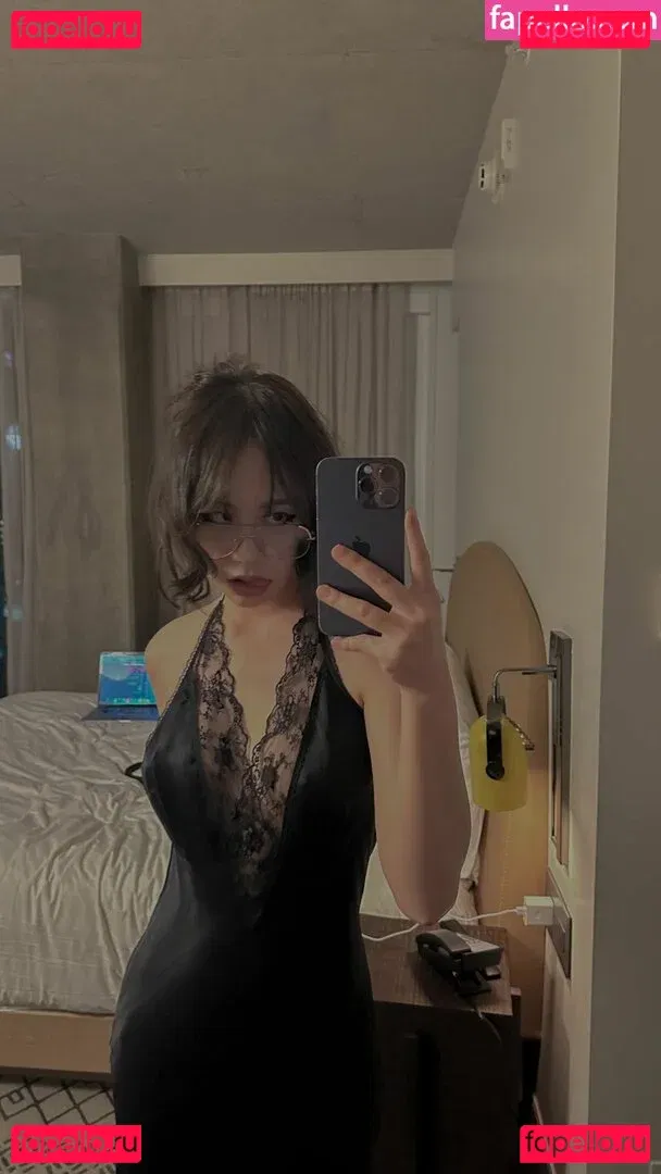 Iris Biidan Onlyfans Photo Gallery 