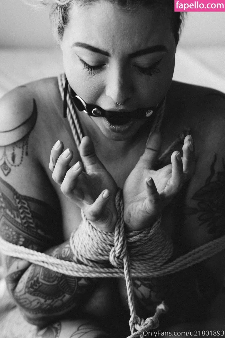 luna_luana Onlyfans Photo Gallery 