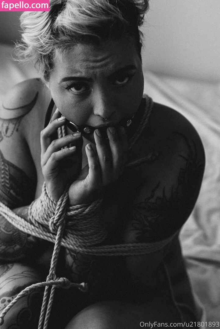 luna_luana Onlyfans Photo Gallery 