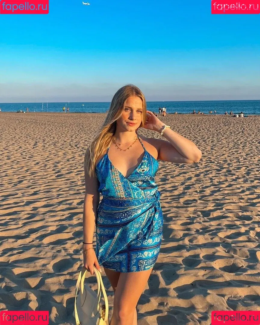 Teresa Bauer Onlyfans Photo Gallery 