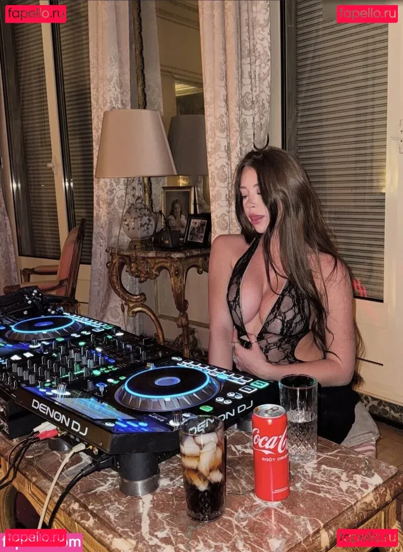 CallmeSlo Onlyfans Photo Gallery 