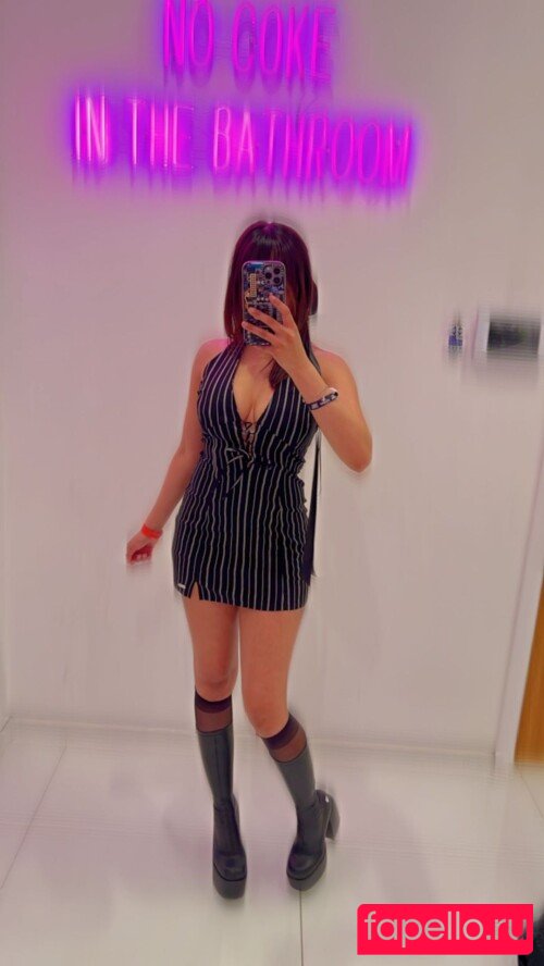Neeko Nude Onlyfans Photo 26