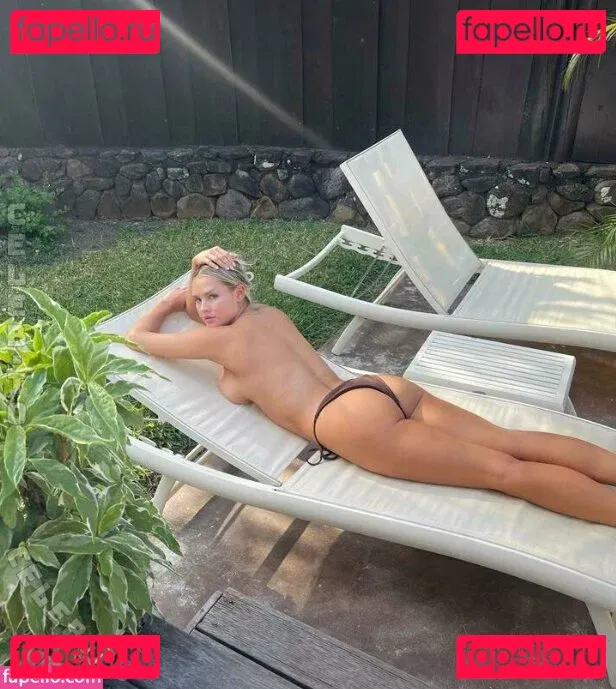 Kinsey Wolanski Onlyfans Photo Gallery 