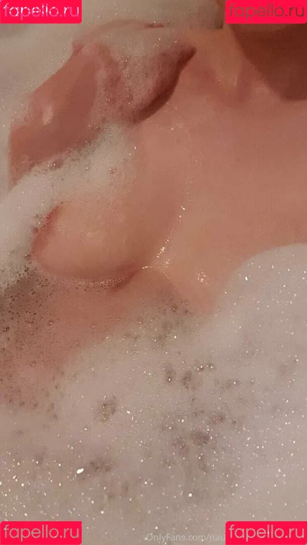 naughtywifeynextdoor Onlyfans Photo Gallery 