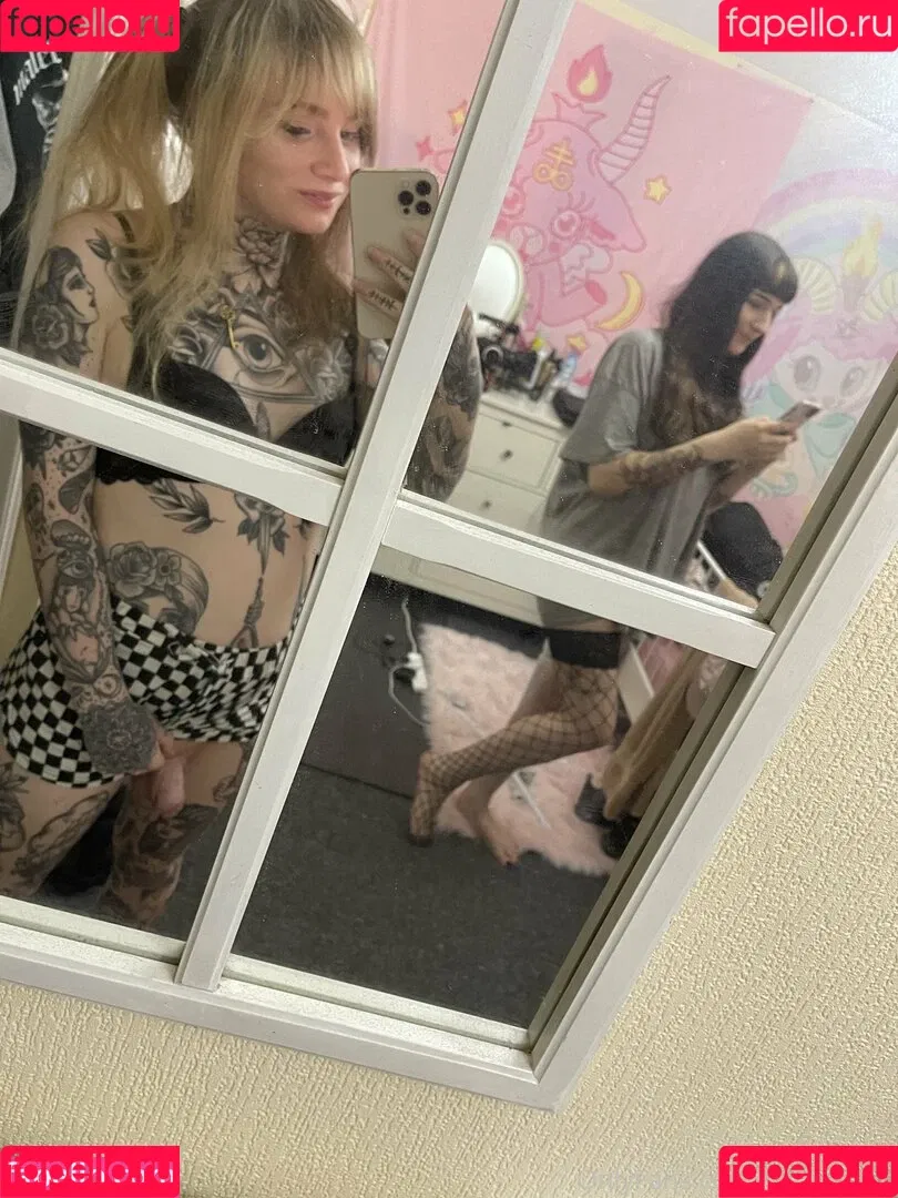 emilypiexo Onlyfans Photo Gallery 