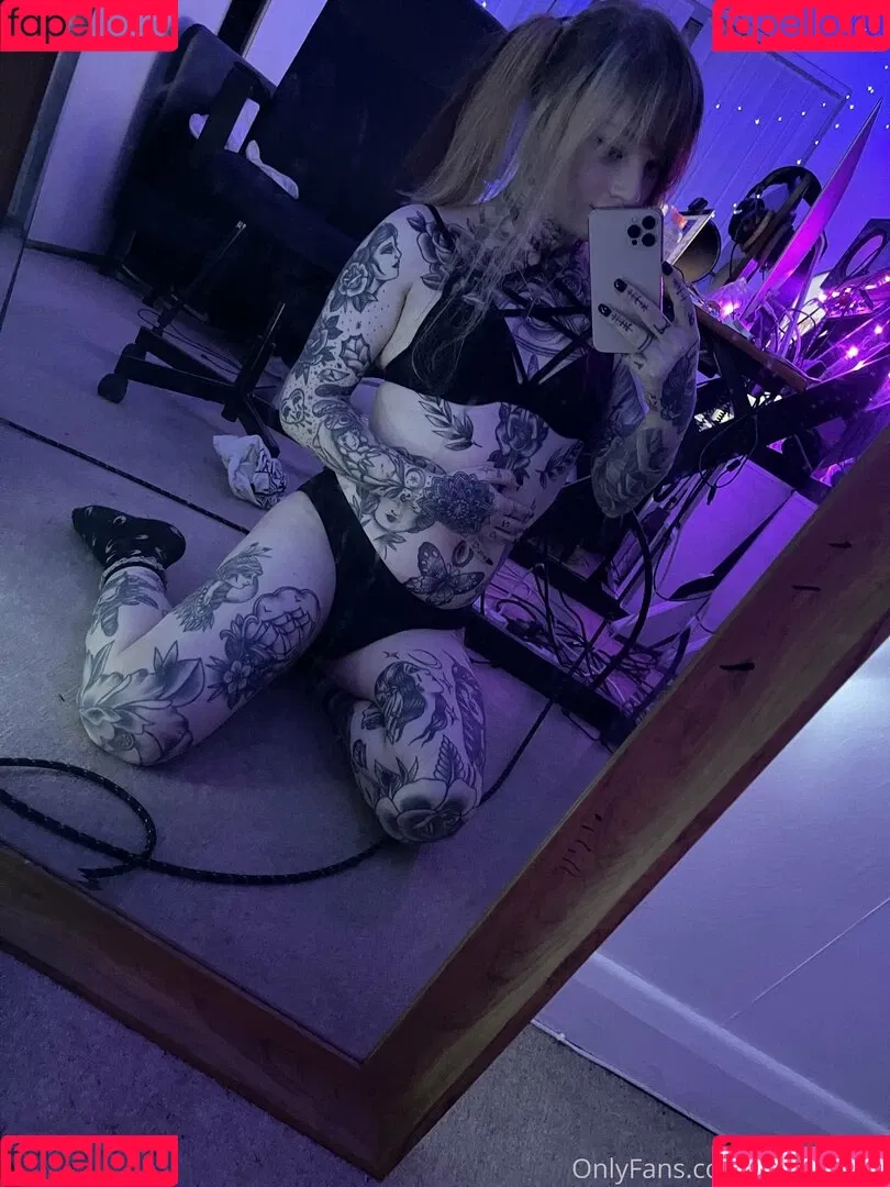 emilypiexo Onlyfans Photo Gallery 