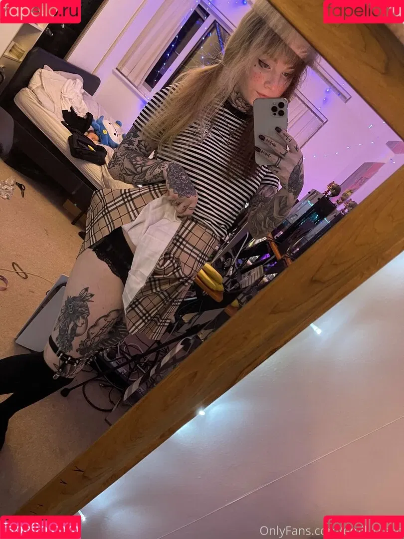 emilypiexo Onlyfans Photo Gallery 