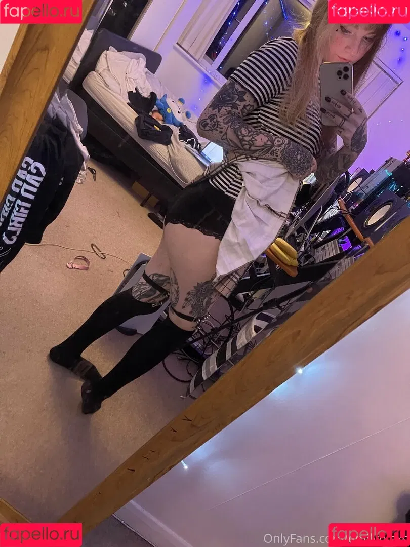 emilypiexo Onlyfans Photo Gallery 