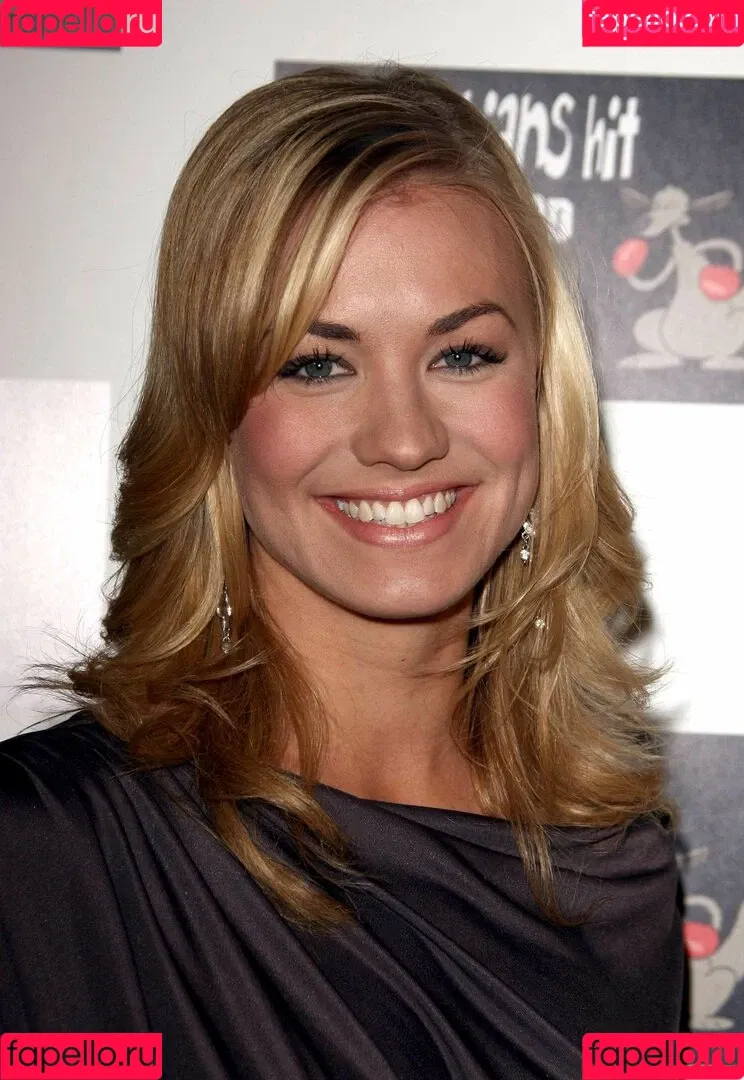 Yvonne Strahovski Onlyfans Photo Gallery 