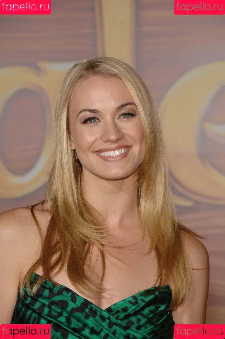 Yvonne Strahovski Onlyfans Photo Gallery 