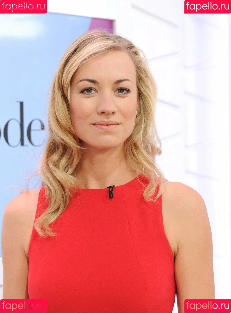 Yvonne Strahovski Onlyfans Photo Gallery 