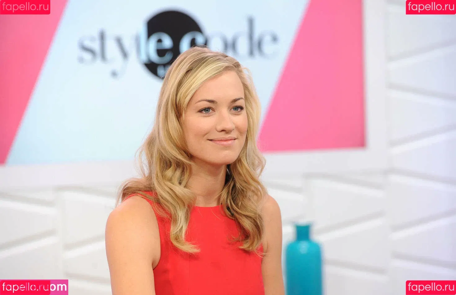 Yvonne Strahovski Onlyfans Photo Gallery 