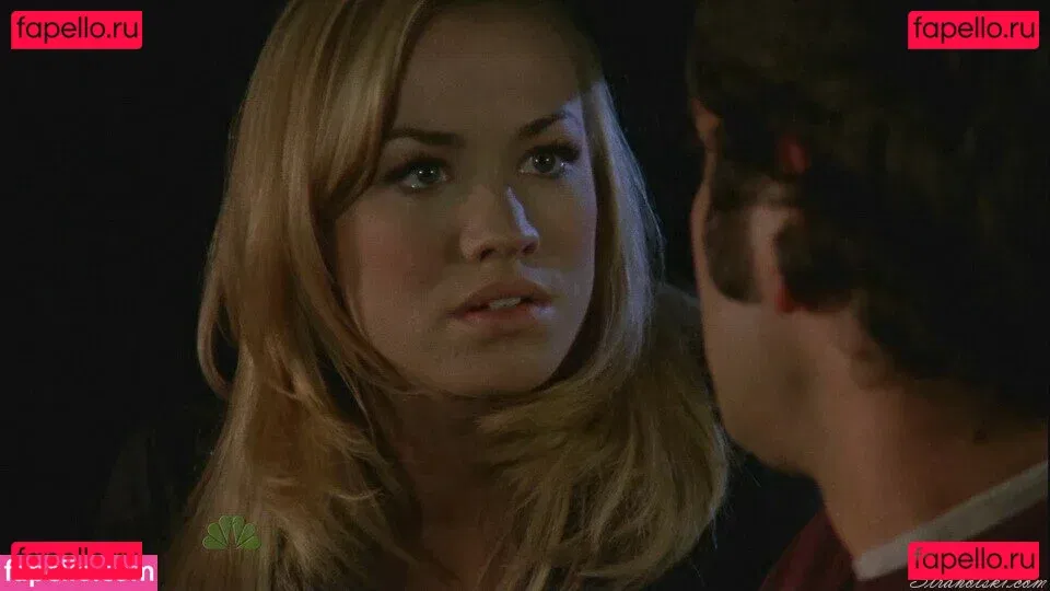 Yvonne Strahovski Onlyfans Photo Gallery 