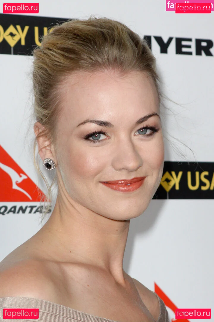 Yvonne Strahovski Onlyfans Photo Gallery 