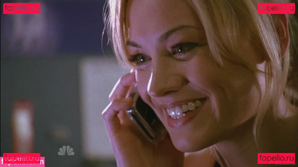 Yvonne Strahovski Onlyfans Photo Gallery 