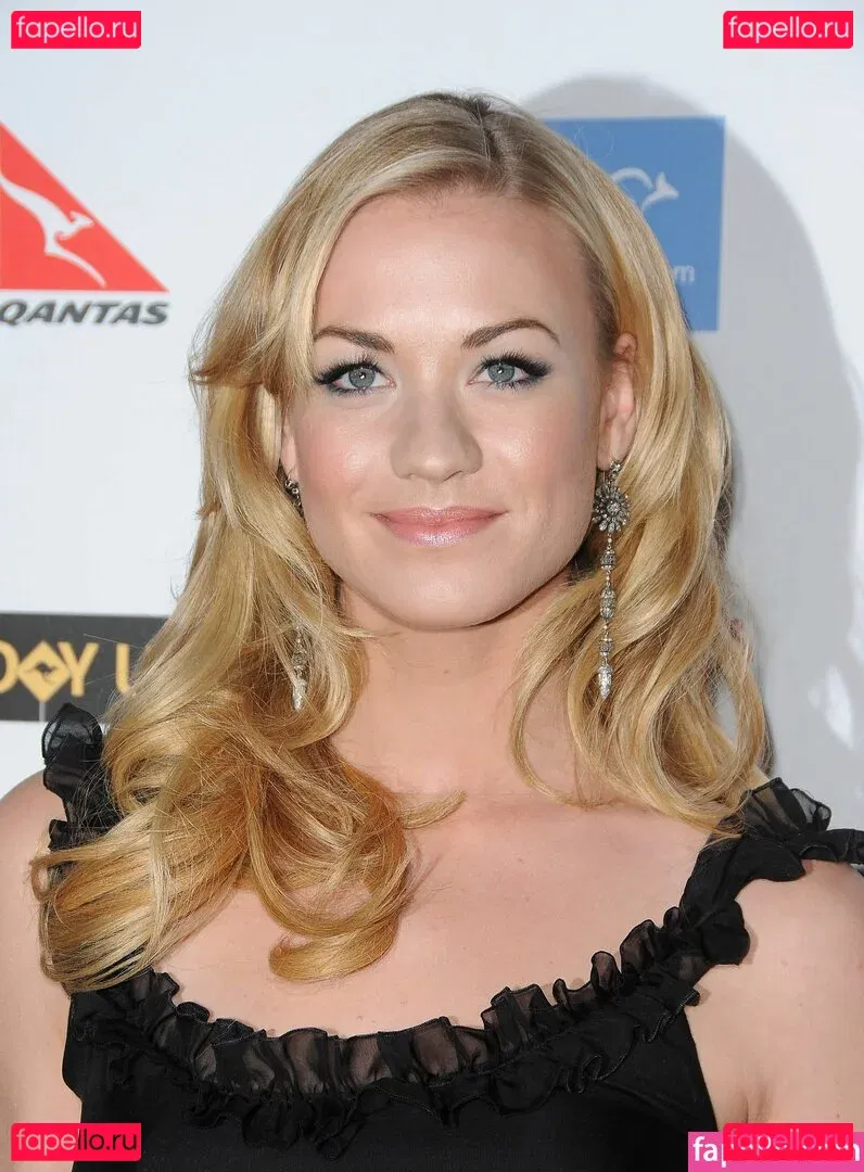 Yvonne Strahovski Onlyfans Photo Gallery 
