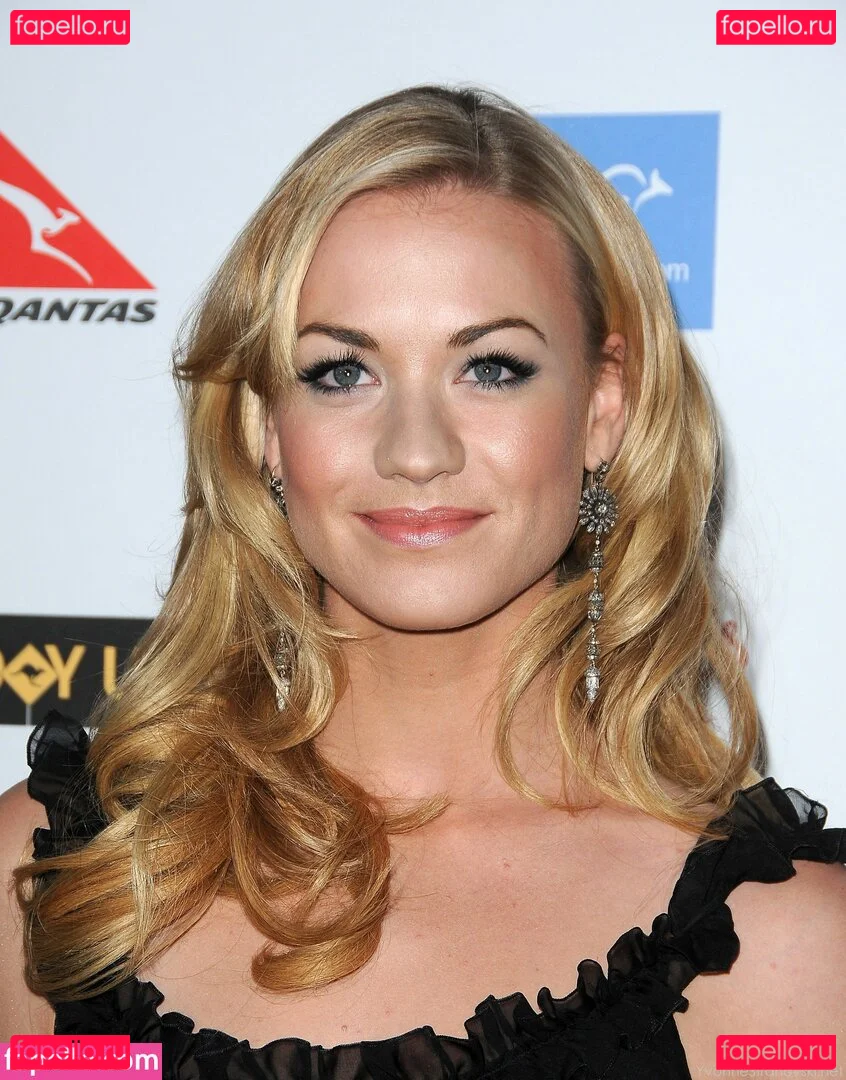 Yvonne Strahovski Onlyfans Photo Gallery 