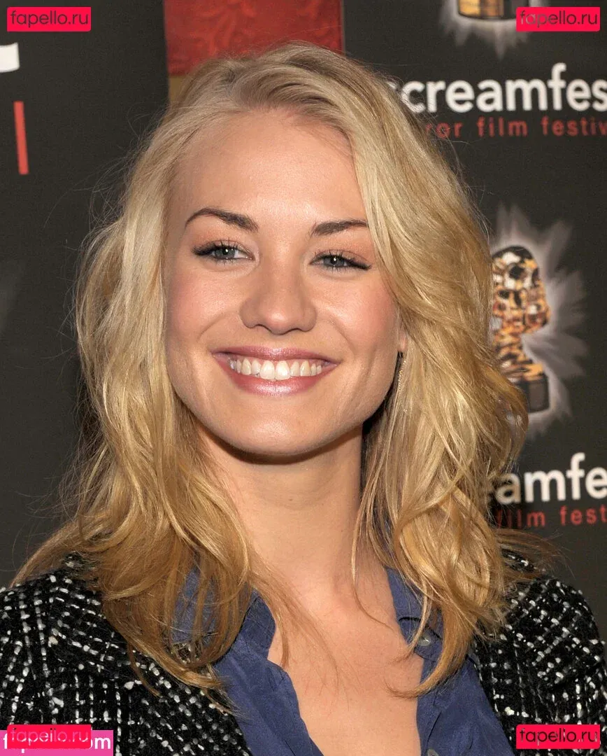 Yvonne Strahovski Onlyfans Photo Gallery 
