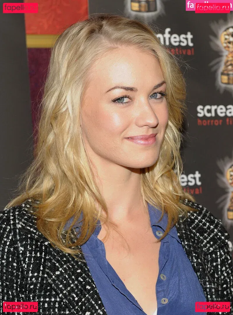 Yvonne Strahovski Onlyfans Photo Gallery 