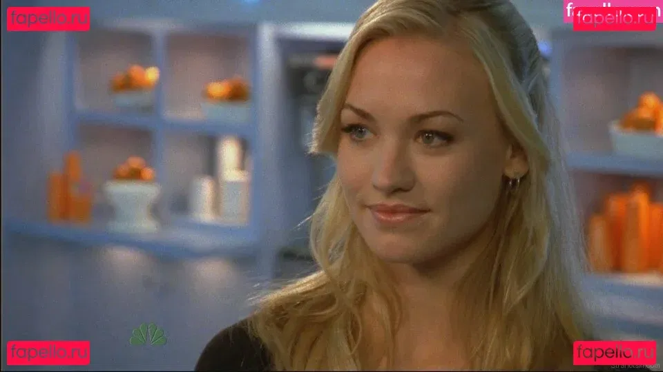 Yvonne Strahovski Onlyfans Photo Gallery 