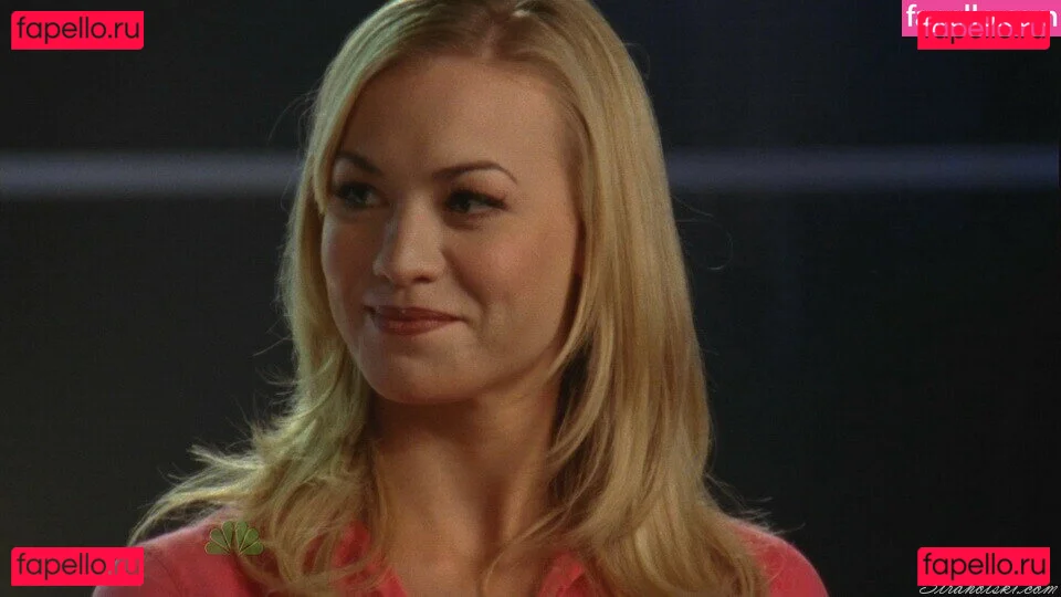 Yvonne Strahovski Onlyfans Photo Gallery 